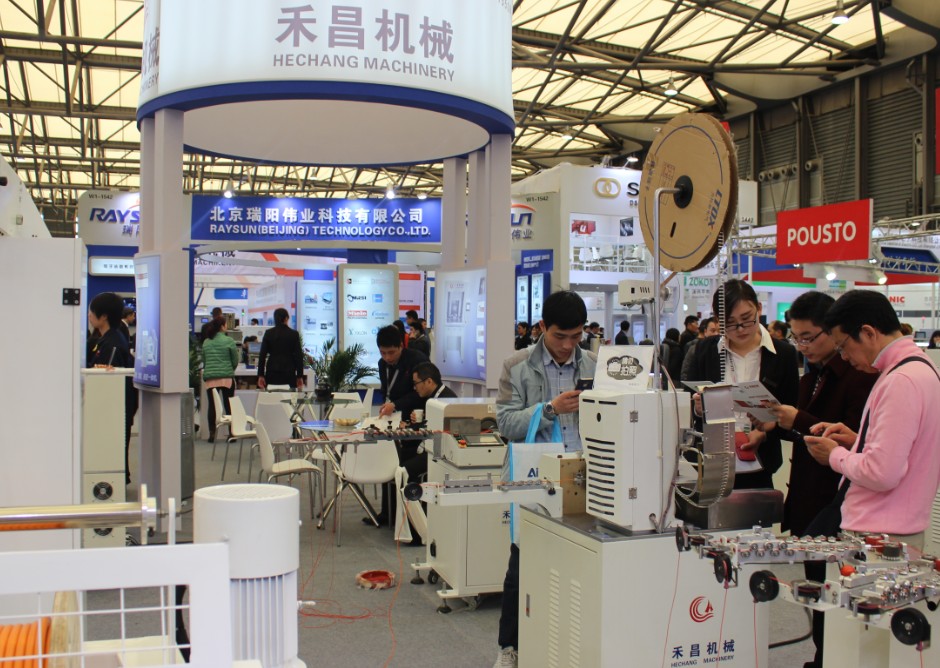 電腦剝線機(jī)是由哪些部件組成的？